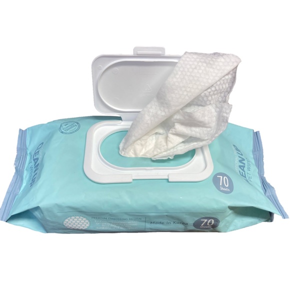 Alpha Dog Series - Natural Clean Up Grooming Wipes for Dogs - 70ct. (Pack of 3) - Picture 2 of 8